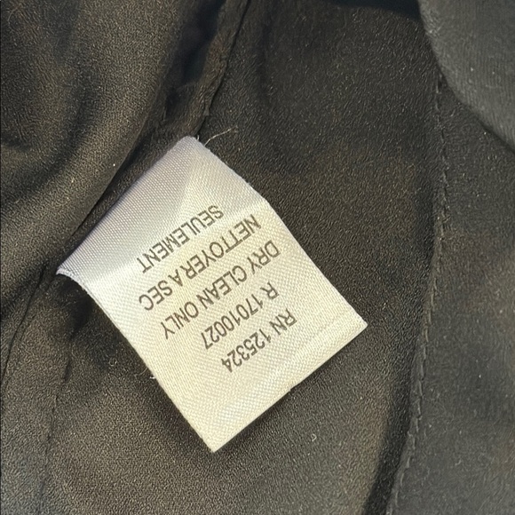 *flaw Haute Hippie Small Silk Black Sleeveless Top with Beaded Detail Open Back - Picture 8 of 9